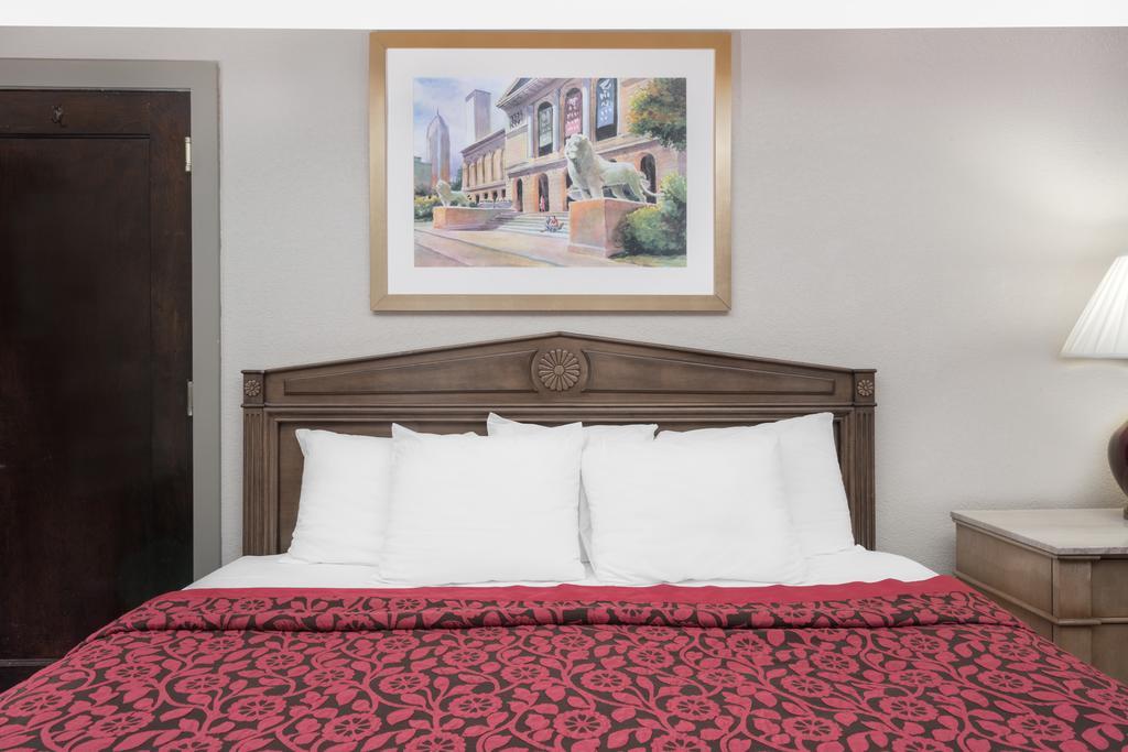 Days Inn By Wyndham Rochester Downtown Dış mekan fotoğraf